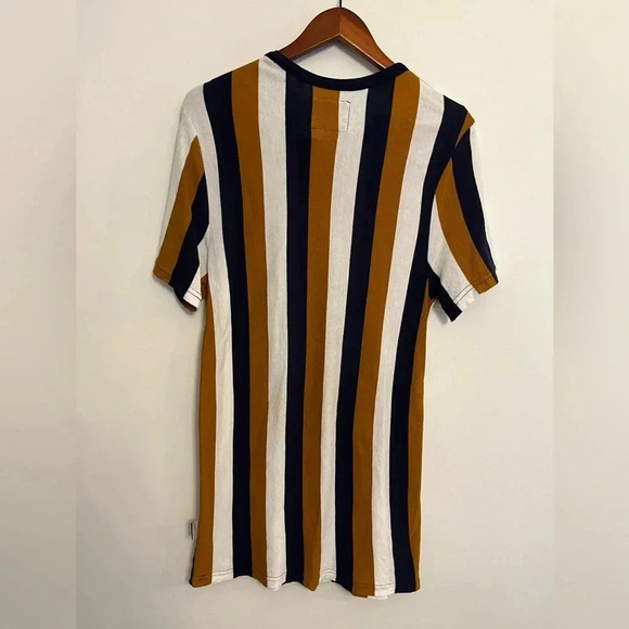 Guess men’s striped Tee-Shirt tight knit size XL - Picture 3 of 5